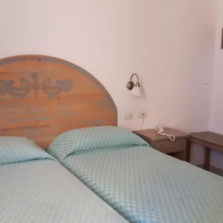 فندق ألجيرو فاكانزي 4*